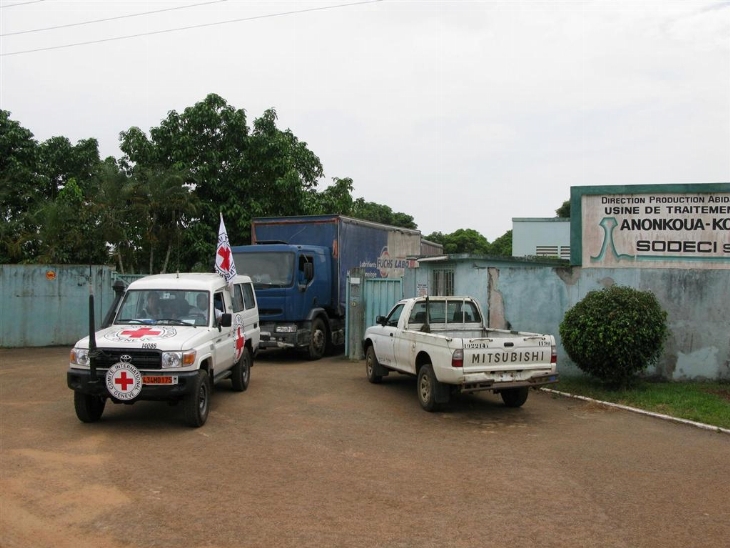 Côte d`Ivoire : accès à l`eau potable pour 500 000 habitants d`Abidjan